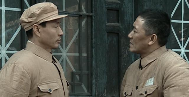 三刷《亮剑》：才懂李云龙为何宁愿被处分，也要去羞辱王副军长