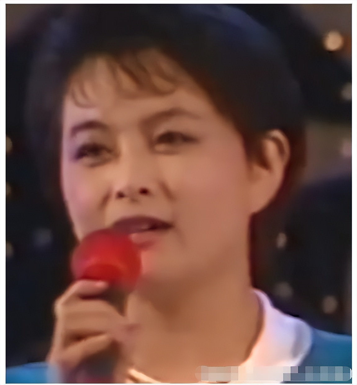 央视肖晓琳: 退休5个月，于美国儿子家死去，临终26字遗言现实写照