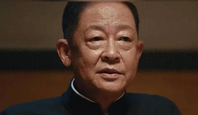 《暗夜与黎明》:本是冲着王志文去的,没想到却被男6号吸引了