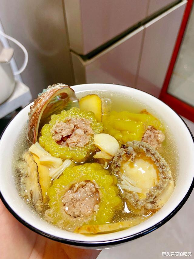 入秋后一定要常喝这3碗汤，清肝明目甘甜滋润，学就是赚到了