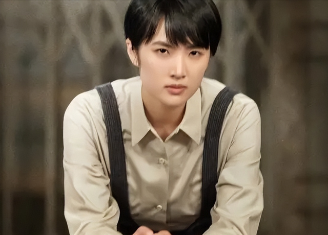 当“二公主”混进央视谍战剧，干练洒脱被打回原形，老戏骨也没用