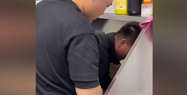 网红潘宏惹众怒，艾特死亡事件发酵，原主人与陈乔恩接连发声