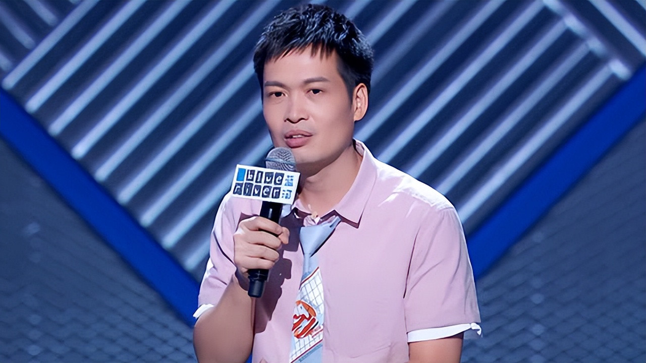 五月天|李诞旗下脱口秀演员梁海源，调侃五月天假唱，后者粉丝当场发飙