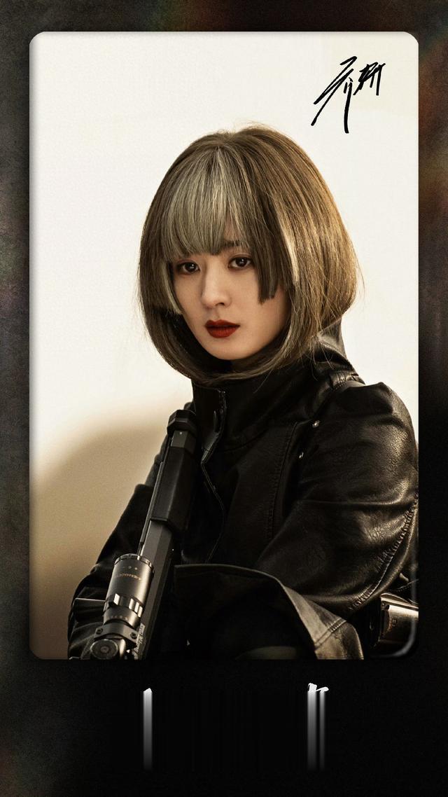 炸裂！赵丽颖短发公主切造型太绝，网友：这颜值赢麻了！