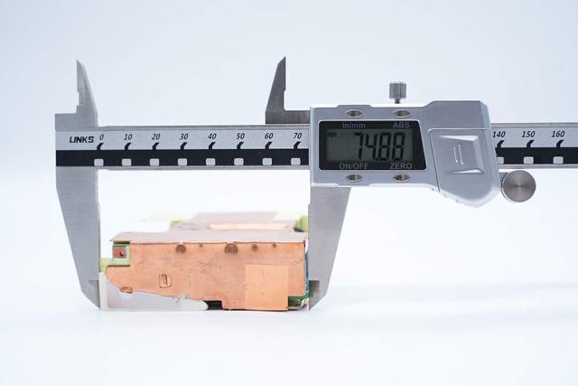 电源也要做得让人买不起的样子,华硕ROG 130W氮化镓适配器拆解