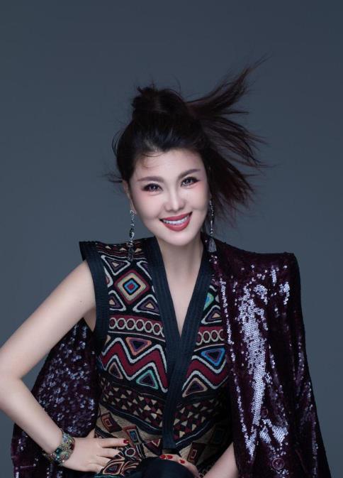 她靠“冒牌”出道走红,受央视力捧,真相曝光后结局令人唏嘘