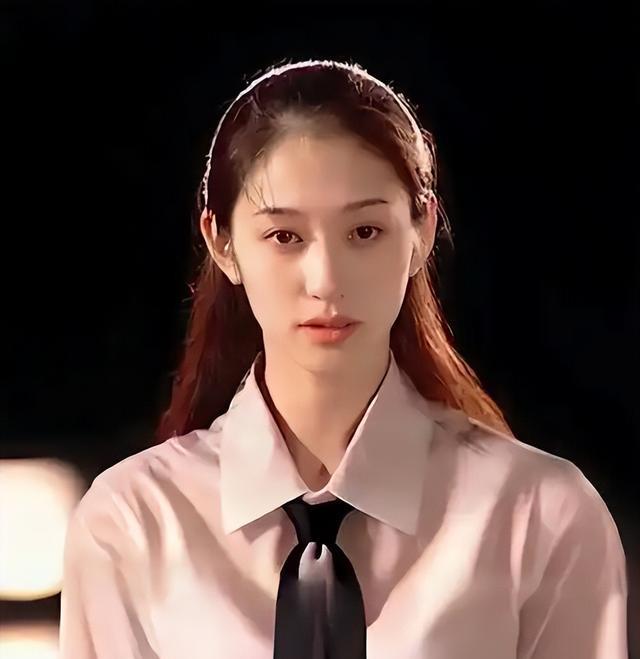 “半老徐娘”只服这6位,风韵犹存,婀娜多姿,个个都是人间极品