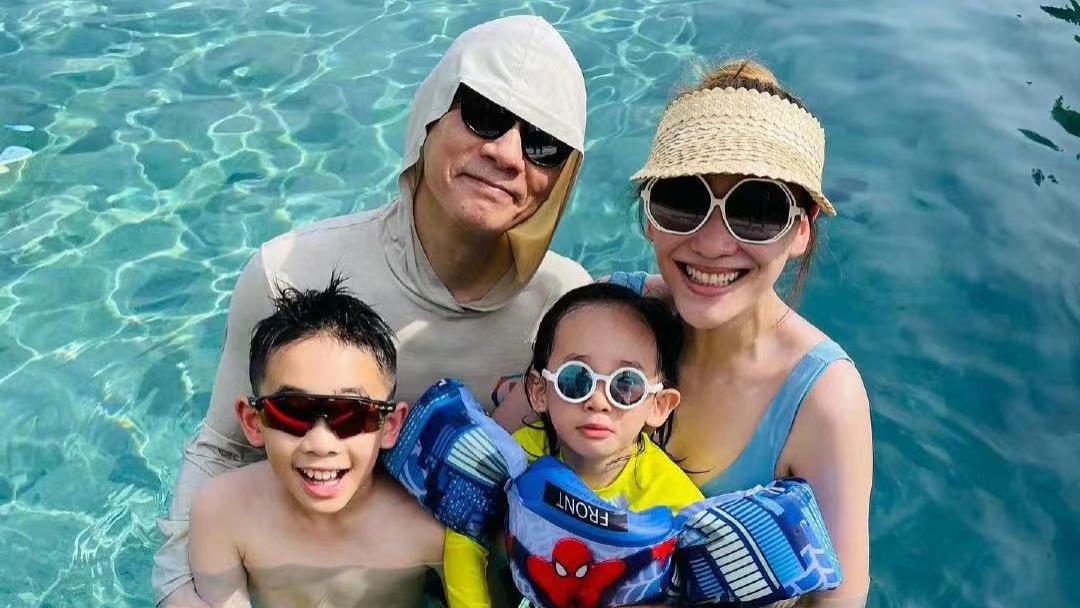 应采儿表示不会生第三胎，因为陈小春快60岁了