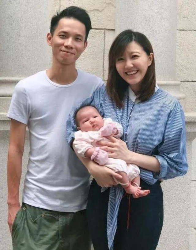 TVB女星吃醋老公接送女员工!公开对峙聊天记录,做好离婚准备