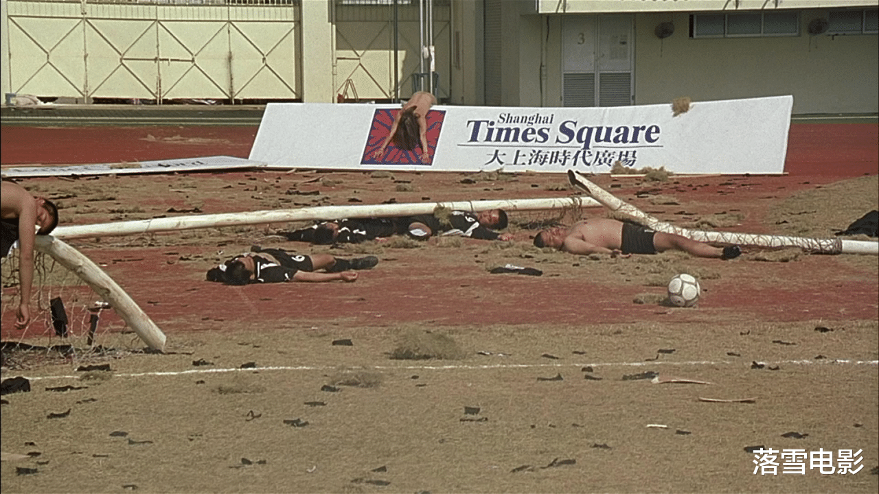 从此以后，周星驰彻底跌落神坛了！