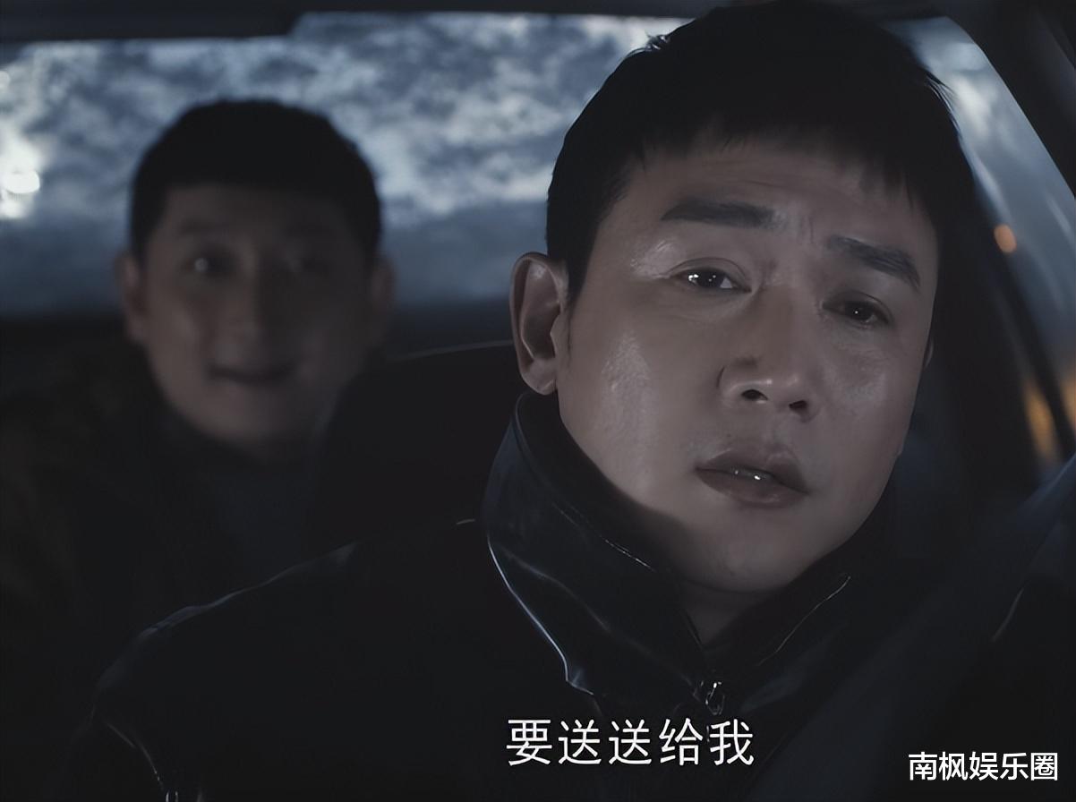 收视率破2.6，《人民警察》令观众成功入坑，央视刑侦剧有天花板了