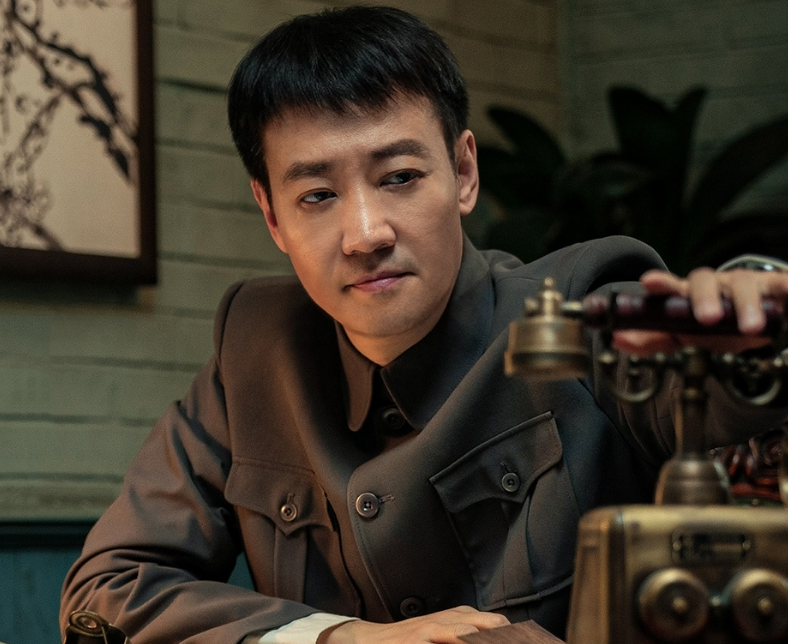 终于官宣!郑晓龙导演操刀,于和伟这部谍战大剧,要“轰炸”影视圈了