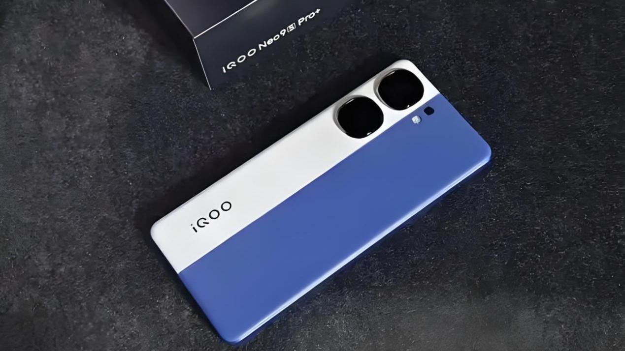 电竞旗舰跌至千元价！骁龙8gen3+144Hz，卖到1889元，玩家欢喜！