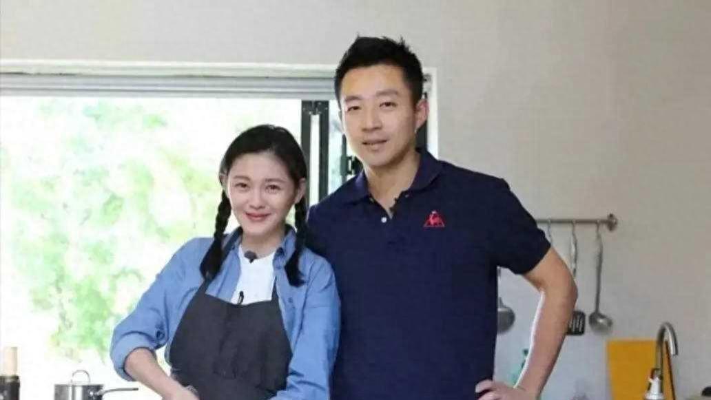 汪小菲出售与大S北京婚房，并在衣帽间保留了部分大S衣物