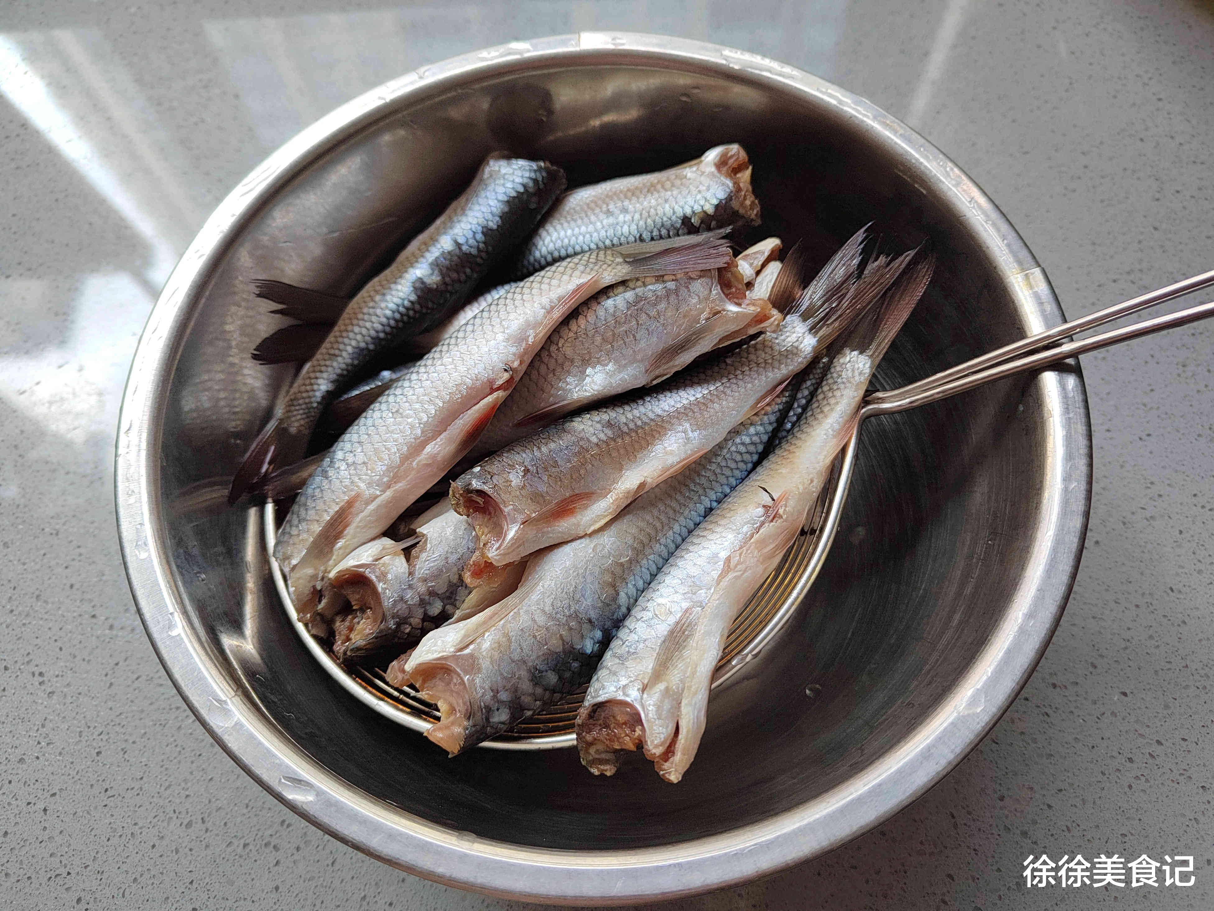 春天遇到它别手软，钙是牛肉的5倍，营养极高，孩子常吃个头猛蹿