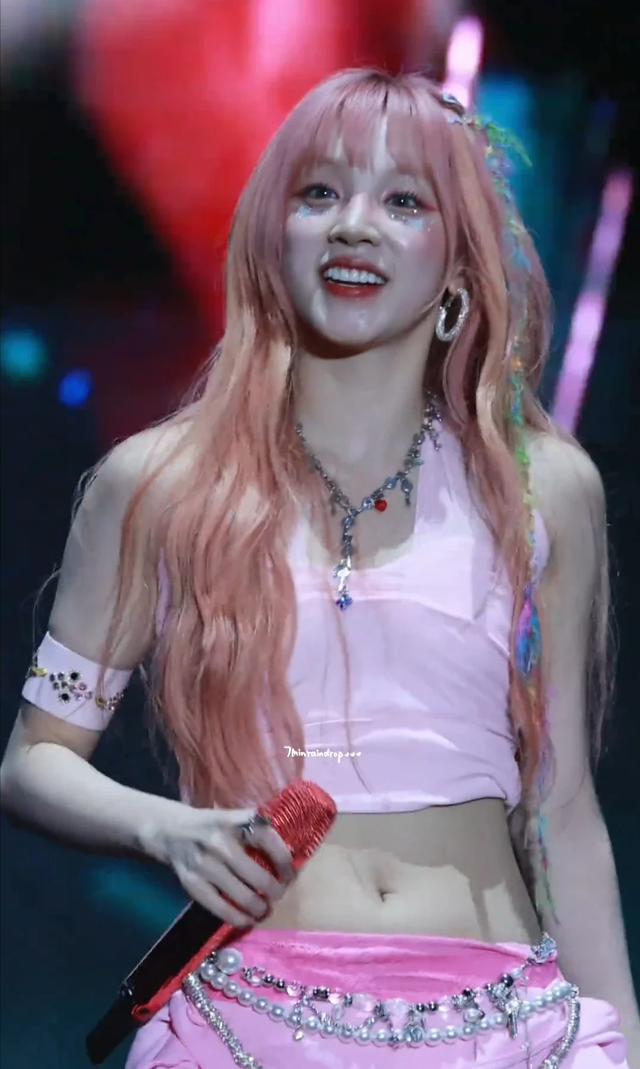 25岁宋雨琦的“小肚子”,“大象腿”,拯救了多少女人的身材焦虑