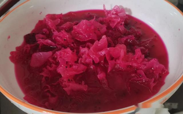 上海儿媳吐槽婆婆做的饭,网友正要开骂,看到饭菜:换我也不吃