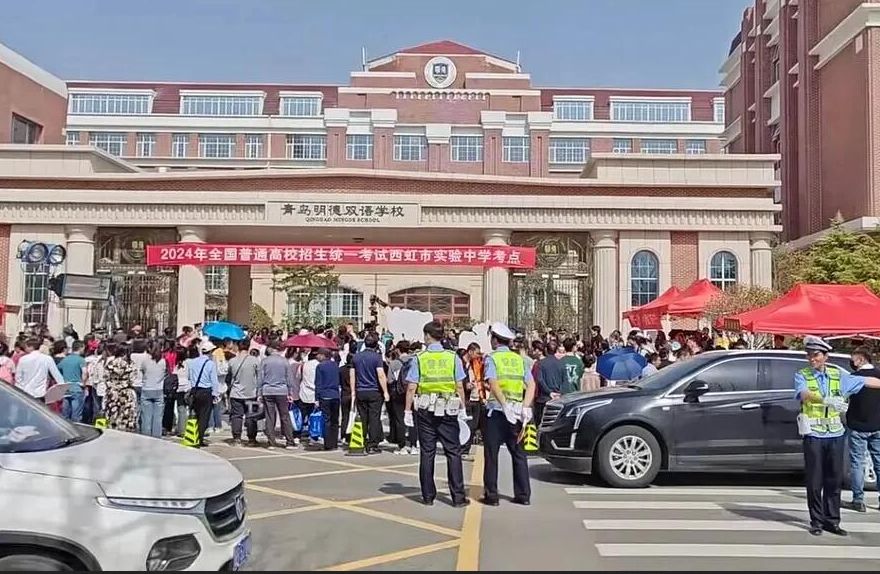 沈腾马丽新片《抓娃娃》爆火,却被骂上热搜?原因让人意想不到!