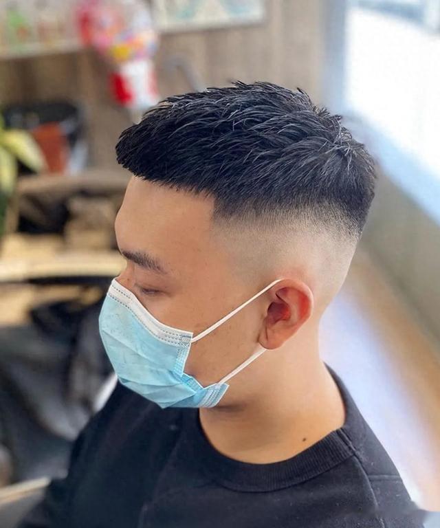 男生“两边铲”发型的三种剪法，让你清爽一夏！