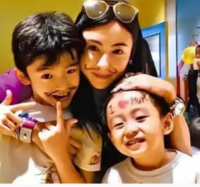 张柏芝首次承认,伤她最深不是陈冠希,而是让她3年怀孕5次的男人