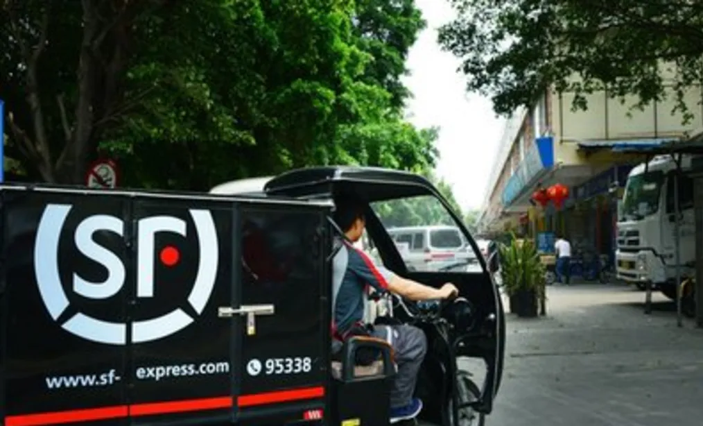 五菱又出神车！售价仅26800元，拉人载货两不误，这次能否再次引爆市场？