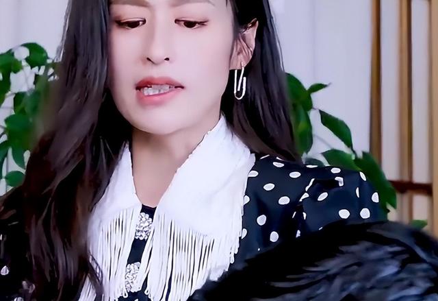 明明貌美如花,竟毁在一张嘴上,这5位女星的“丑嘴巴”太拖后腿