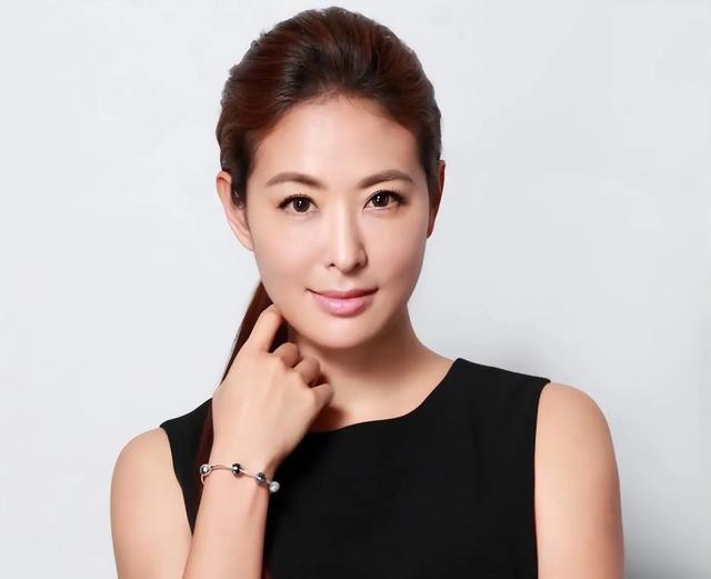 |康熙来了嫁入豪门的10位女明星,果然啊,女明星的尽头就是富商!