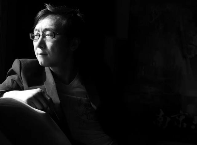 53岁陆川的痛：对不起独自产检的胡蝶，如今8年心血，又付之一炬