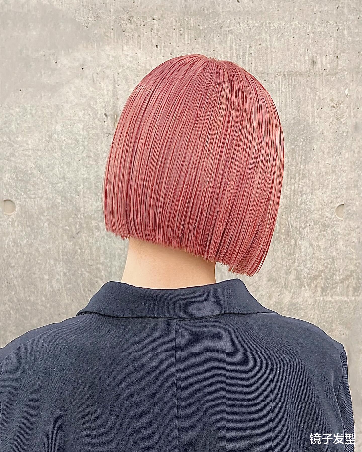 全头烫、锁骨发、波波头与纹理烫:探寻发型之美