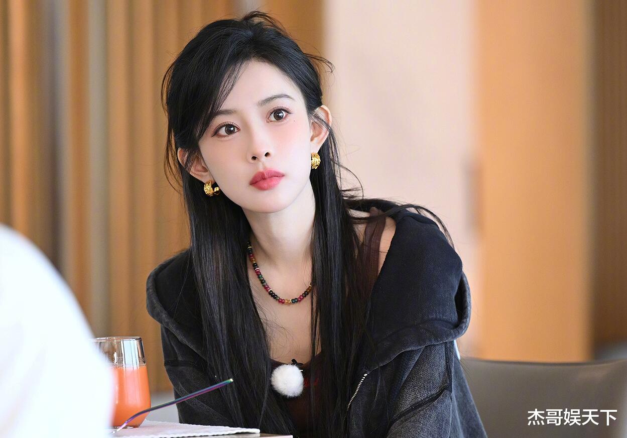 孟子义不小心揭了郑恺伤疤，看似尴尬，实则《跑男》全员都该谢她