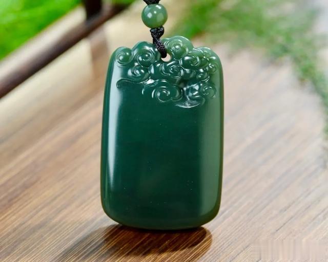 人见人爱的最美和田玉！十种品相满分的和田籽料！