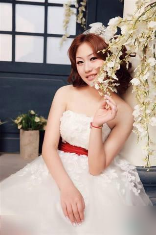 周克华女友张贵英:伏法后貌美写真流出,被判了五年,如今怎样?