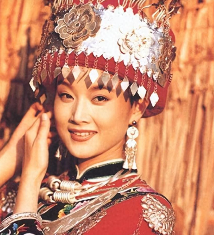 春晚|连续24年登上春晚，“民歌天后”如今销声匿迹，她的消失另有隐情