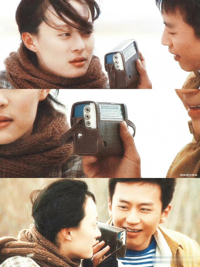 邓超带一双儿女坐飞机,13岁等等身高170快追上爸爸,女儿好漂亮