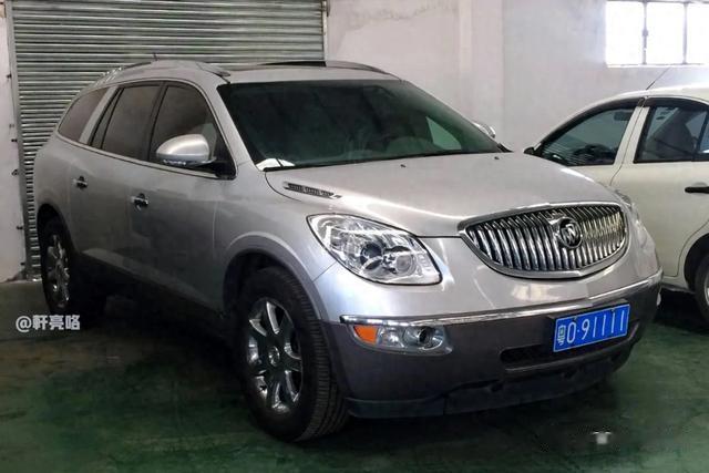 富态与双色车身 丨 十年前进口的别克昂科雷/Buick Enclave