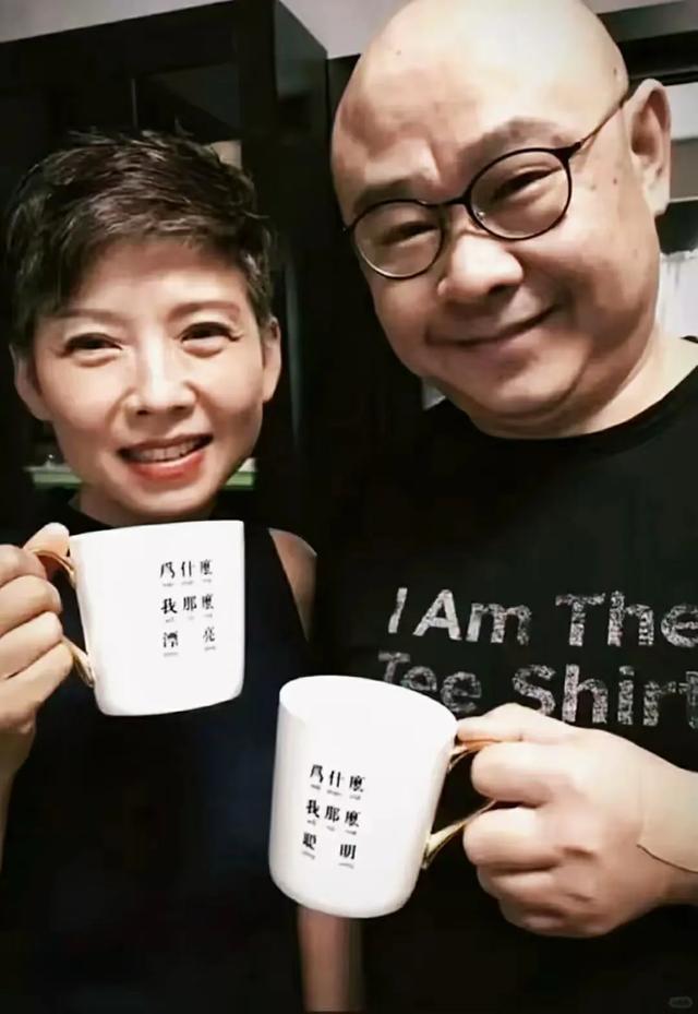 原来她就是陪伴刀郎30年的妻子,揭秘刀郎会以这种方式再登神坛!