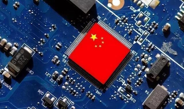 輪到美被“壟斷”！“中國(guó)芯片之父”棄美回國(guó)，作用比核武器還大