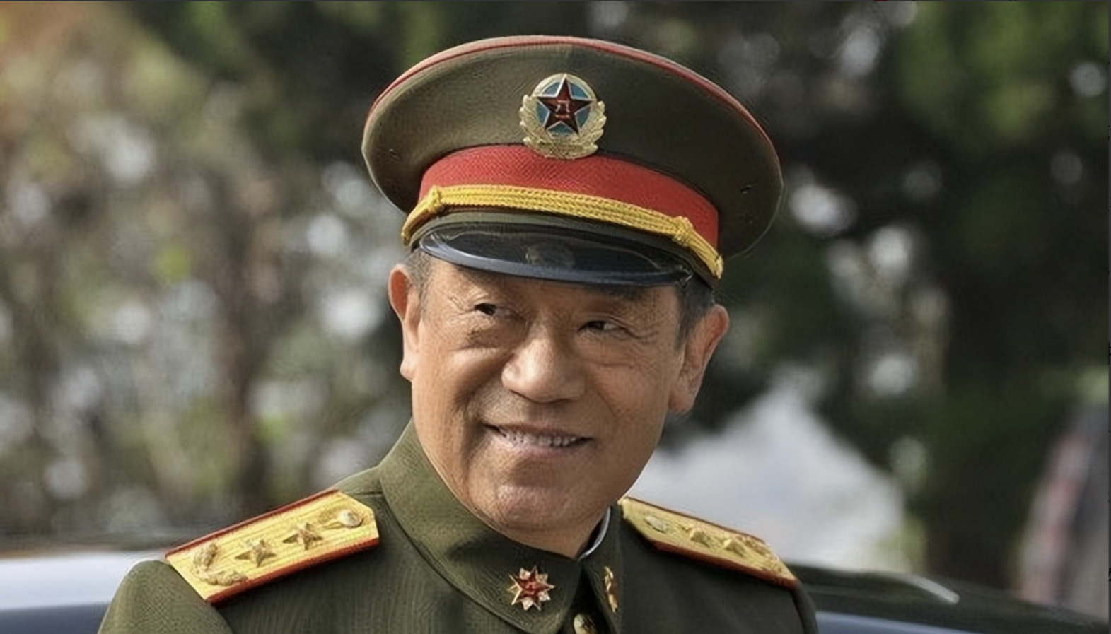 看似毫无瓜葛,实则是亲父子,娱乐圈这5对父子隐藏得太深了