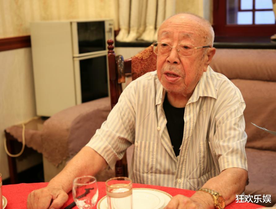 自从演了\阎王\,他身上就怪事不断,到现在也没合理解释