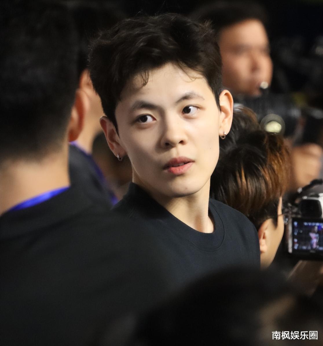 2025春节广告大片:贾玲瘦成许晴,马伊琍骨相高级,马龙帅翻全场