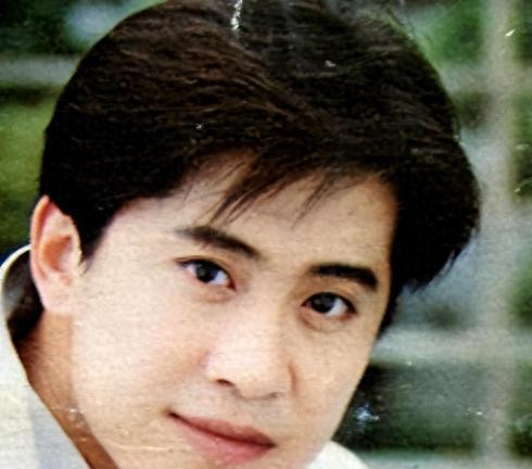 8次登春晚却作死入狱，现已经54岁无人过问，老伙伴也已不再联系