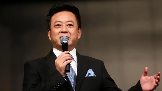 从央视一哥到停职四年,重返央视后坐冷板凳,朱军做错了什么