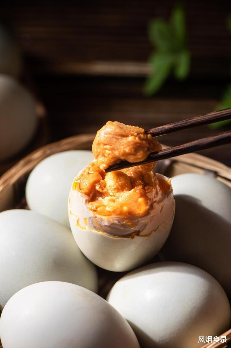 中国哪的“咸鸭蛋”最好吃?经评选,这10个地方上榜,有你家乡吗