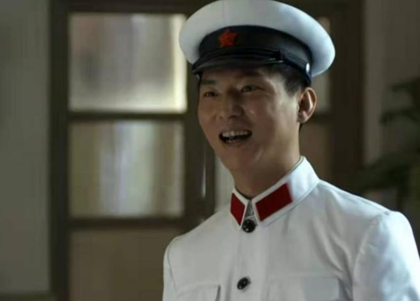 《父母爱情》:同为江家女儿,为何江亚菲嫁二婚当后妈,江亚宁却是少将夫人