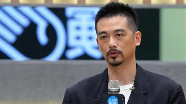 原来他们是夫妻,结婚9年无绯闻,巅峰期官宣喜讯,女儿都2岁了