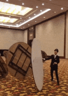 郑恺苗苗两家人吃团圆饭，三胎女宝宝出镜，老大老二正脸都像郑恺