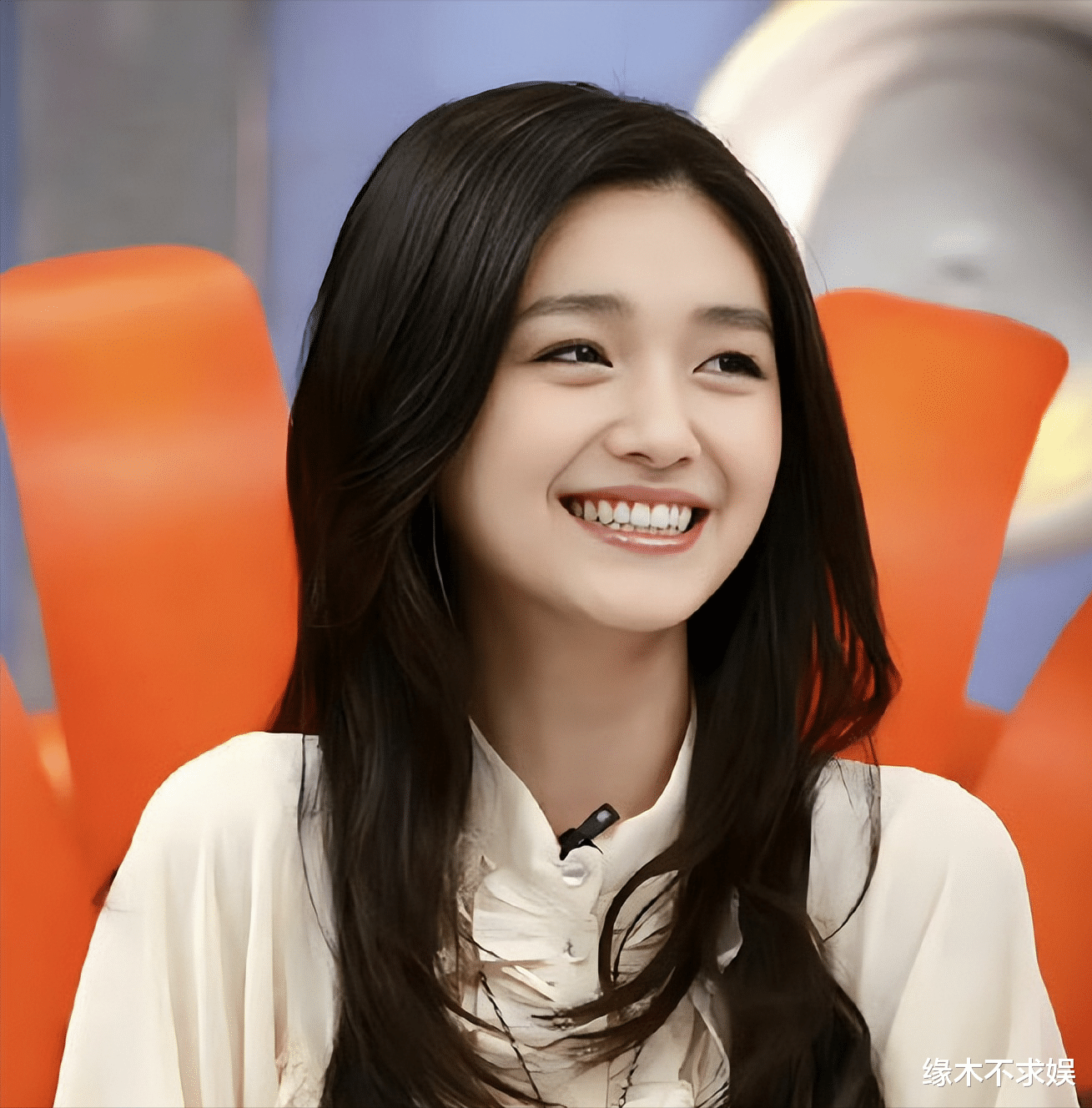 外网曝大S是自杀，因不堪双重压力选择轻生，网友怒斥造谣！