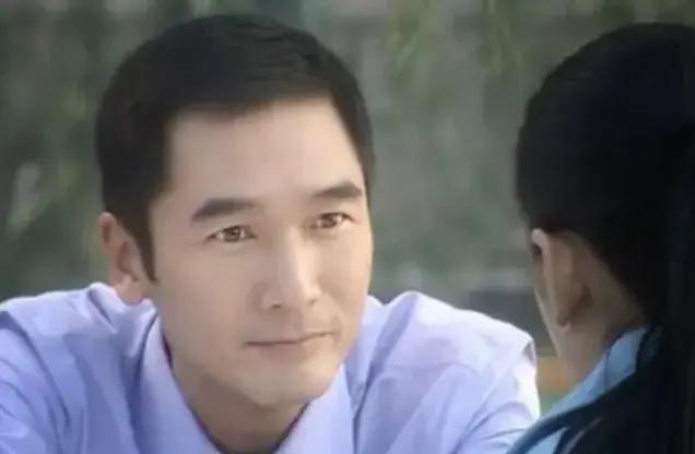 越老越帅的男星我只服这10位,不整容,不油腻,连褶子都魅力十足