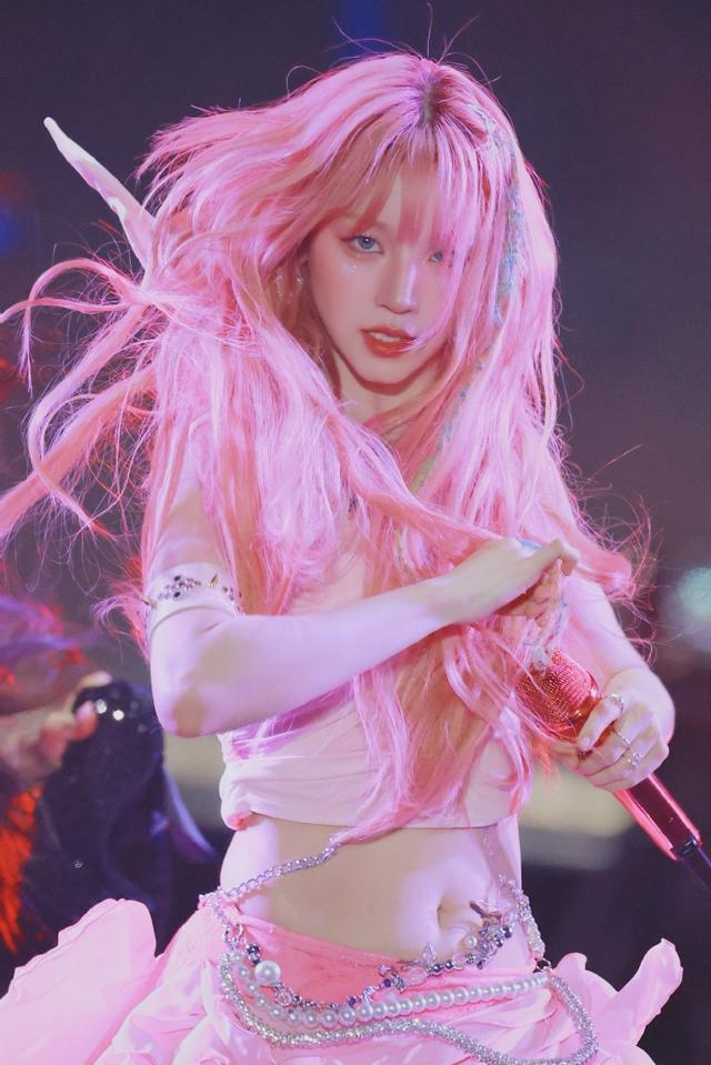 25岁宋雨琦的“小肚子”,“大象腿”,拯救了多少女人的身材焦虑