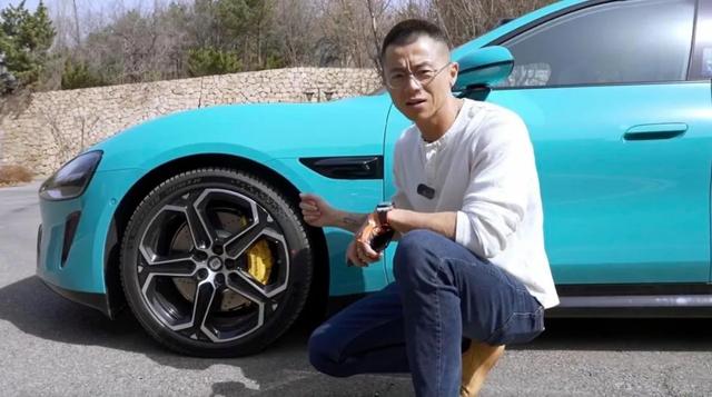 汽车博主陈震因泄密向领克支付500万违约金，赔了钱拉满了流量！